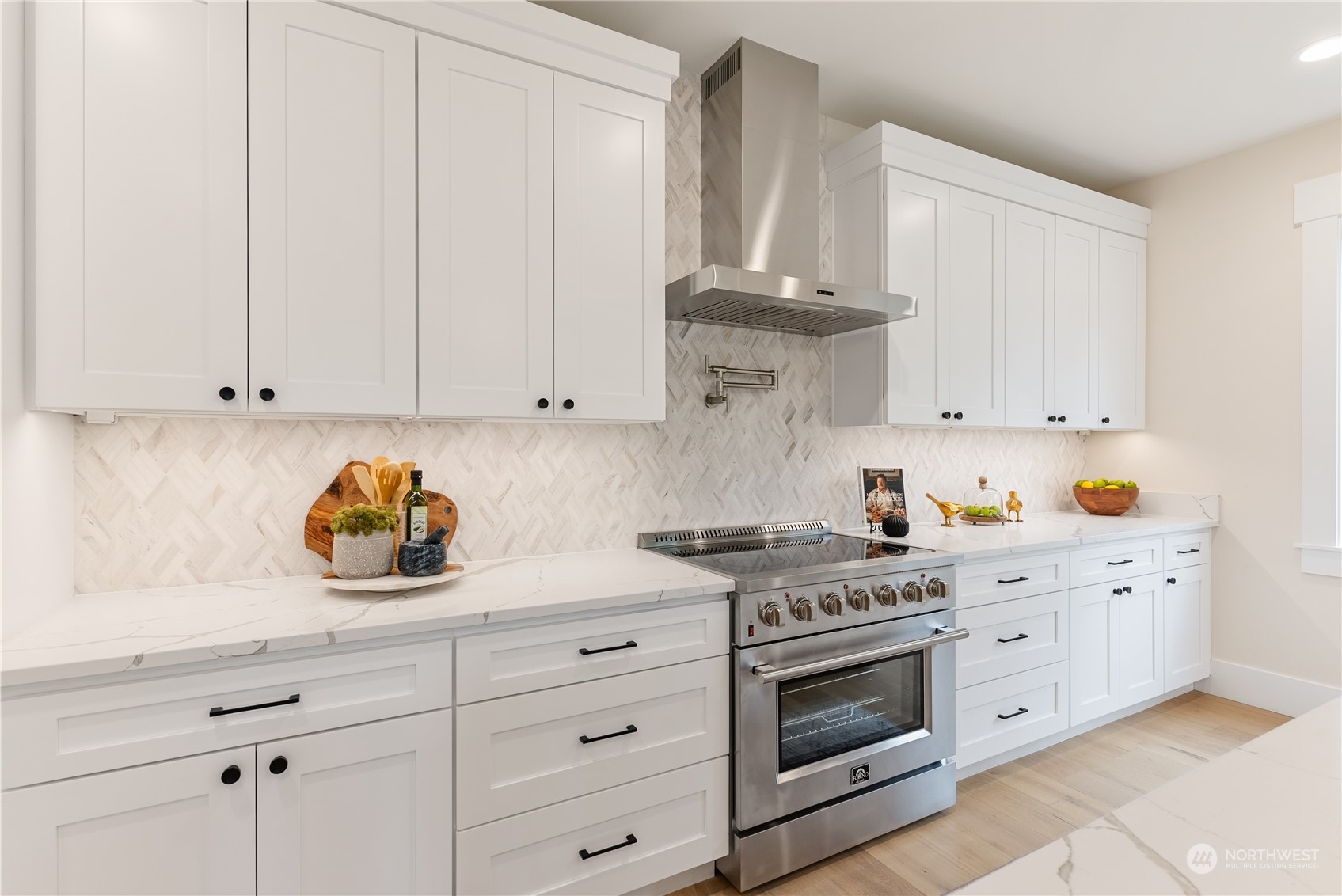 Milton, Washington 98354, United States, 4 Bedrooms Bedrooms, ,3 BathroomsBathrooms,Residential,Pending,40886