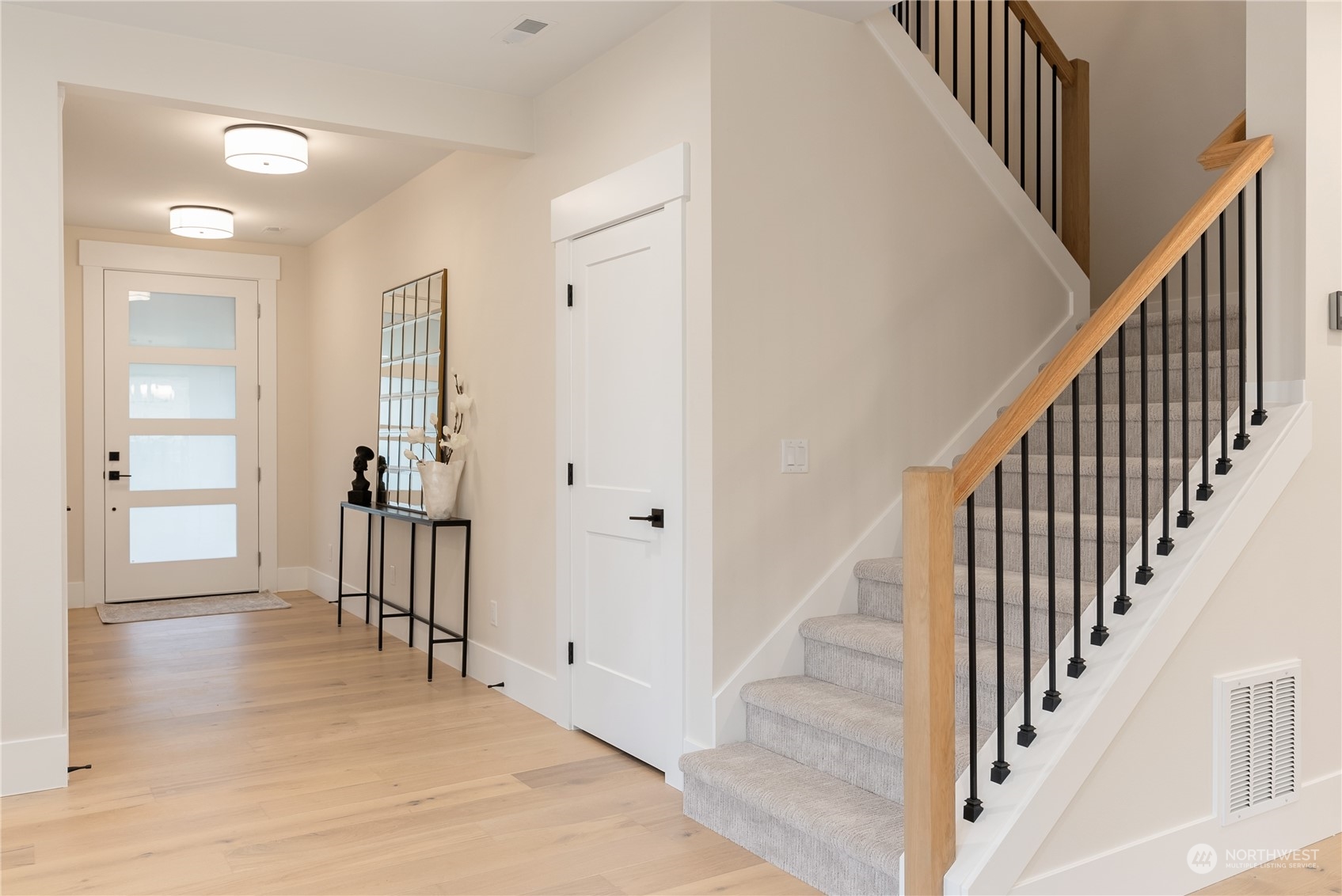 Milton, Washington 98354, United States, 4 Bedrooms Bedrooms, ,3 BathroomsBathrooms,Residential,Pending,40886