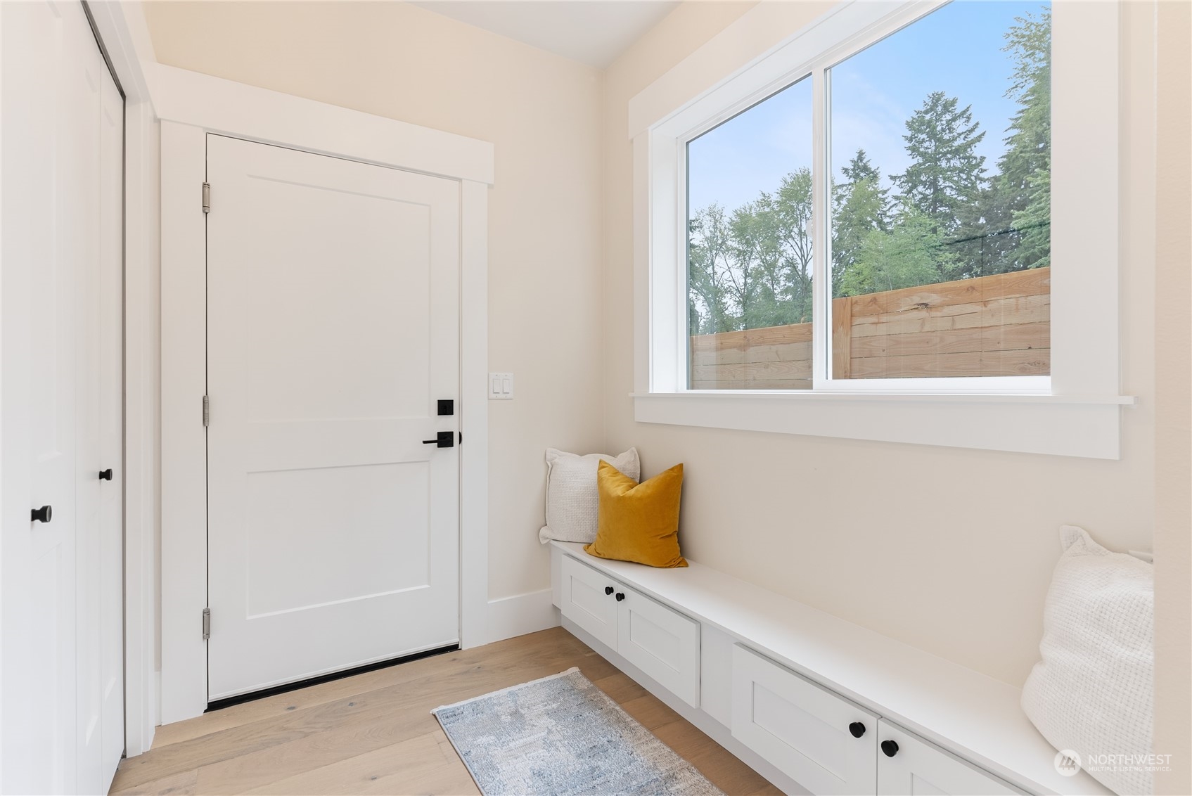 Milton, Washington 98354, United States, 4 Bedrooms Bedrooms, ,3 BathroomsBathrooms,Residential,Pending,40886