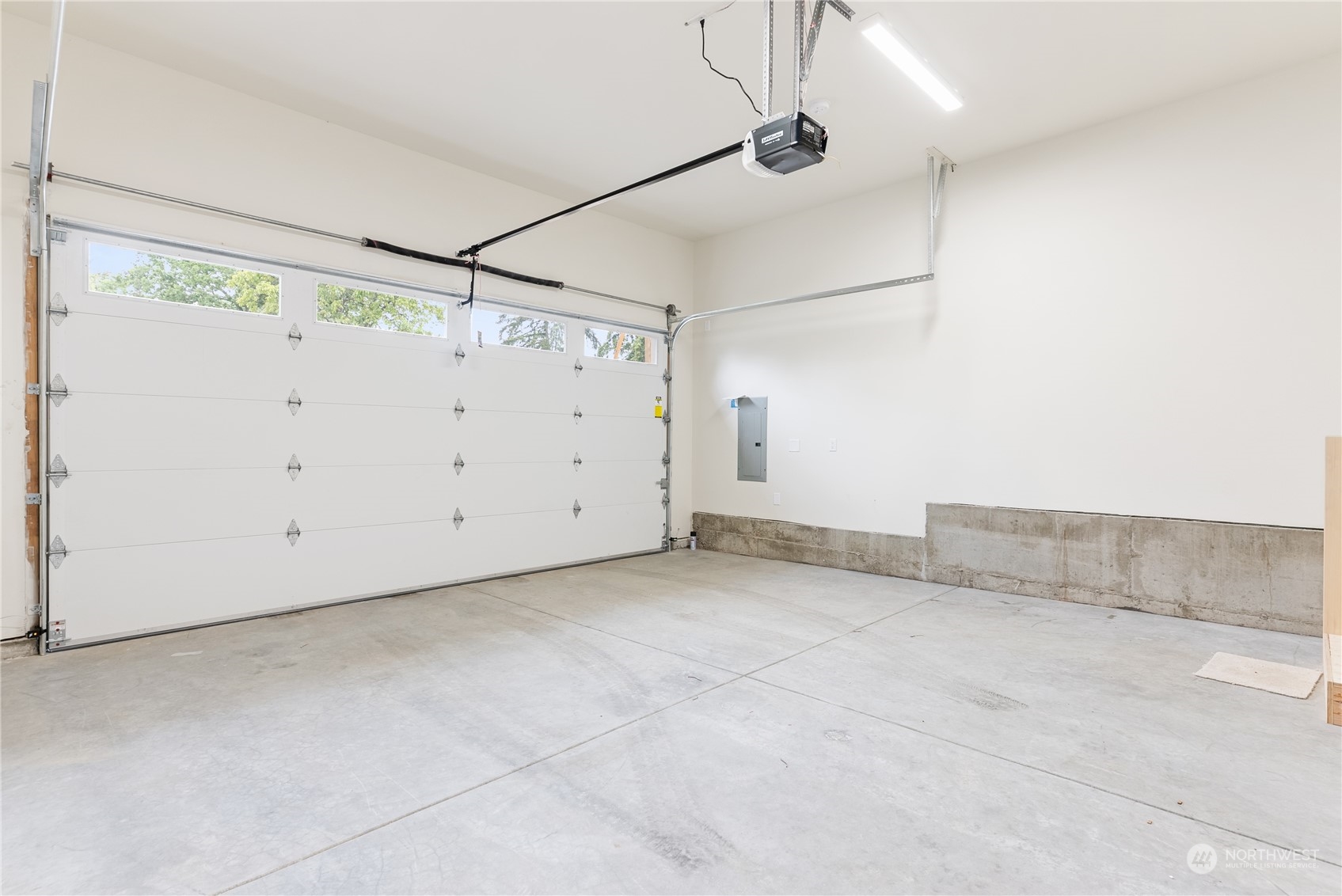 Milton, Washington 98354, United States, 4 Bedrooms Bedrooms, ,3 BathroomsBathrooms,Residential,Pending,40886