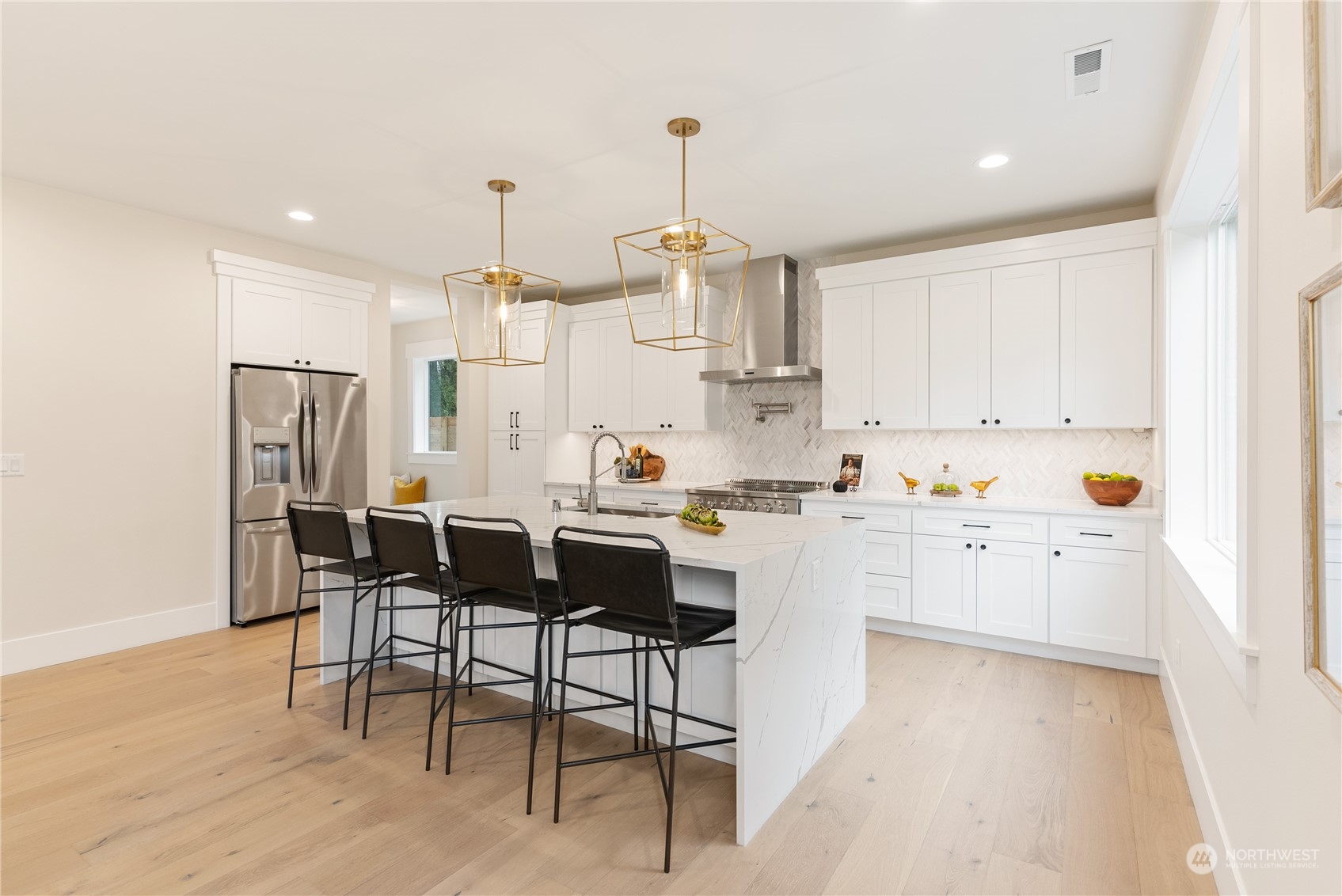 Milton, Washington 98354, United States, 4 Bedrooms Bedrooms, ,3 BathroomsBathrooms,Residential,Pending,40886