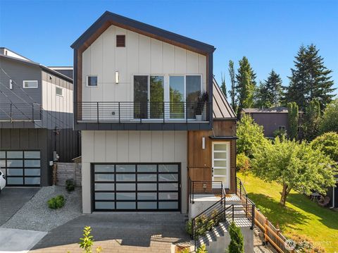 Photo of 10227 26th Avenue SW, Seattle, WA 98146 (MLS # 2387311)