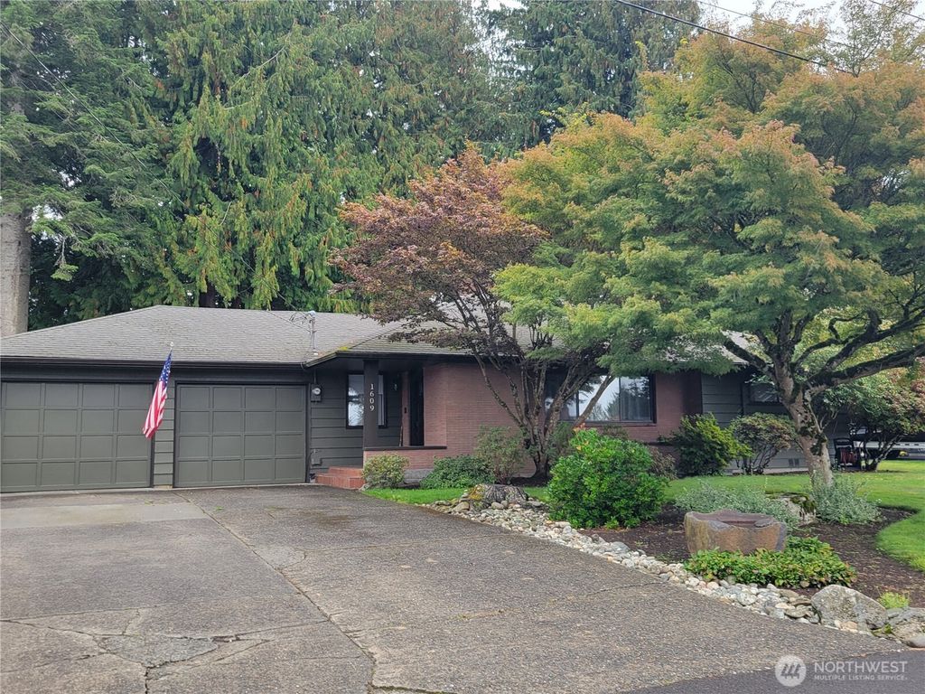 Photo of 1609 Holly Vista Drive, Snohomish, WA 98290 (MLS # 2448489)