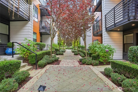 Photo of 18319 96th Lane NE #B, Bothell, WA 98011 (MLS # 2589478)