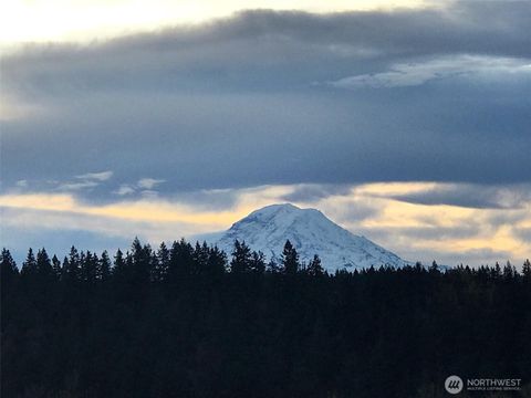 Photo of 2540 Forest Ridge Drive SE, Auburn, WA 98002 (MLS # 2518881)