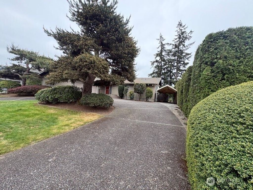 Photo of 2540 Forest Ridge Drive SE, Auburn, WA 98002 (MLS # 2518881)