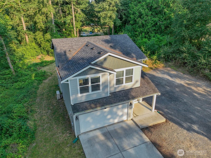 2111 Chesney Road E