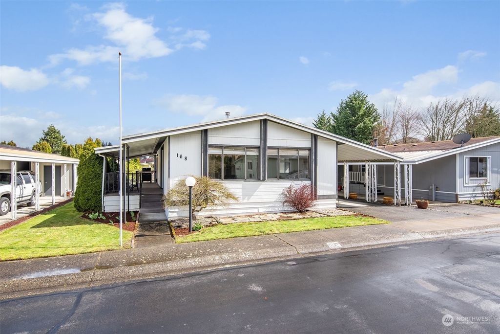 Photo of 11436 SE 208th Street #168, Kent, WA 98031 (MLS # 2044616)