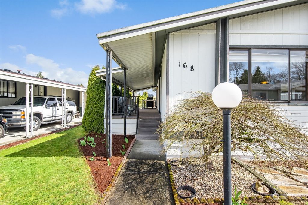 Photo of 11436 SE 208th Street #168, Kent, WA 98031 (MLS # 2044616)