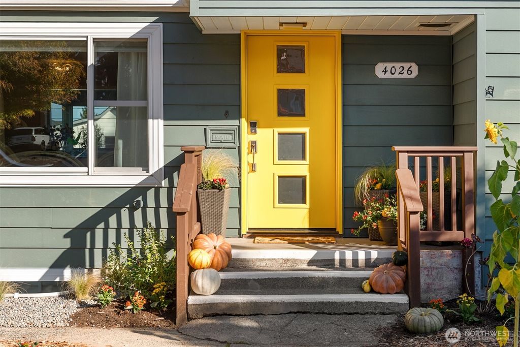 Photo of 4026 52nd Avenue SW, Seattle, WA 98116 (MLS # 2441664)