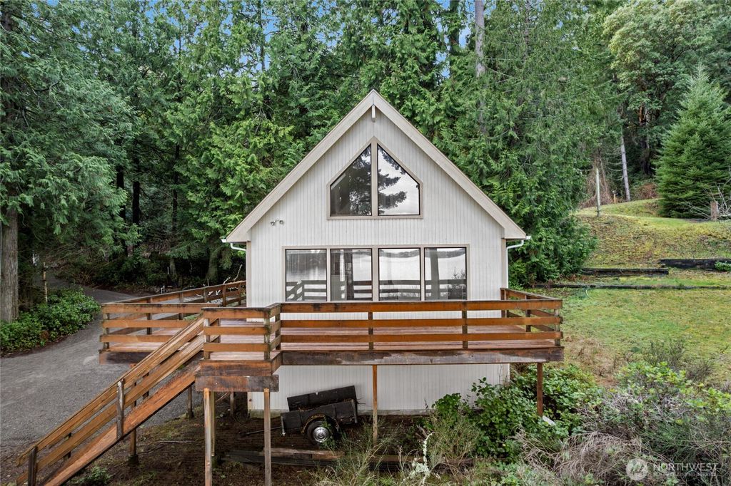 Photo of 909 Lorenz Road NW, Lakebay, WA 98349 (MLS # 2472396)