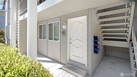 MLS: 2362403