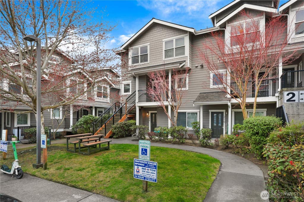 Photo of 7322 Rainier Avenue SE #209, Seattle, WA 98118 (MLS # 2568696)