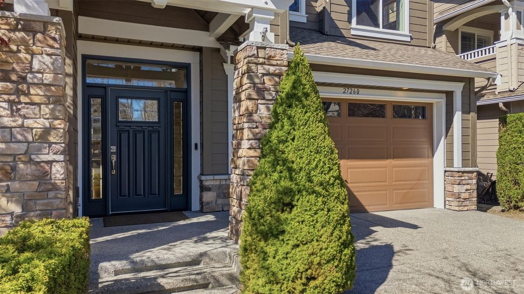 Photo of 27260 SE 19th Place, Sammamish, WA 98075 (MLS # 2508343)