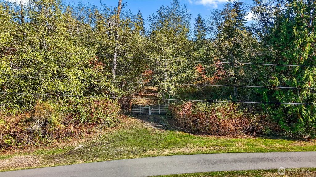 Photo of 15117 22nd Avenue NW, Marysville, WA 98271 (MLS # 2445039)