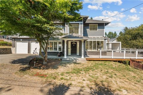 Photo of 17634 118th Avenue SE, Renton, WA 98058 (MLS # 2429423)