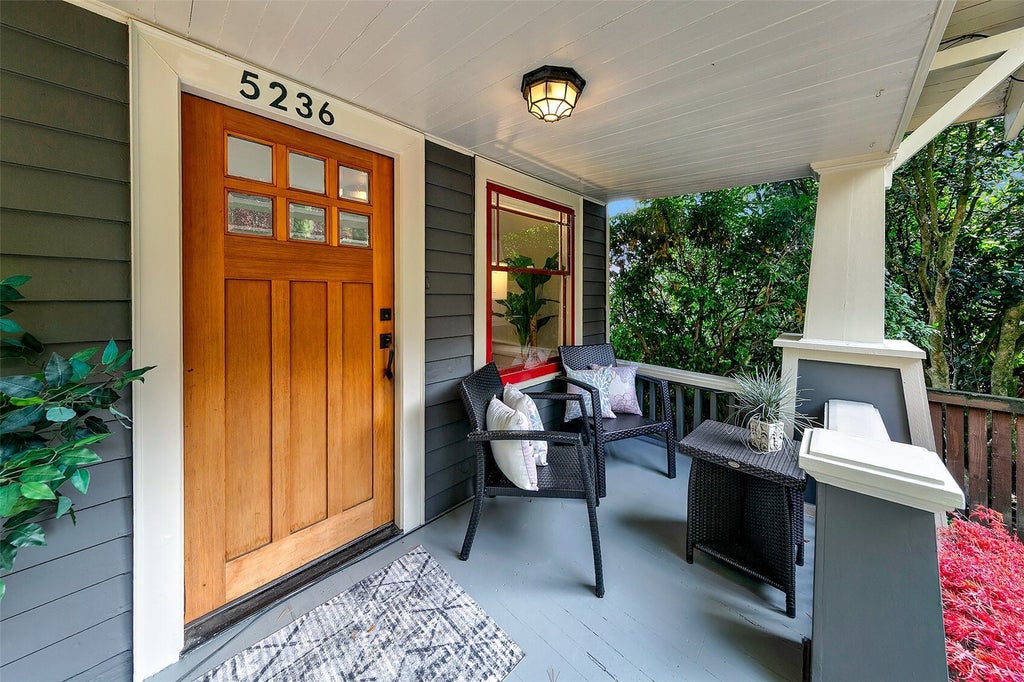 Photo of 5236 35th Avenue NE, Seattle, WA 98105 (MLS # 2599147)