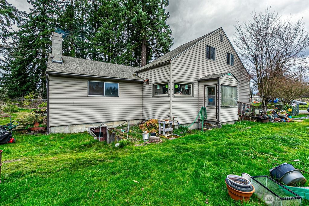 Photo of 10424 48th Avenue E, Tacoma, WA 98446 (MLS # 2489041)