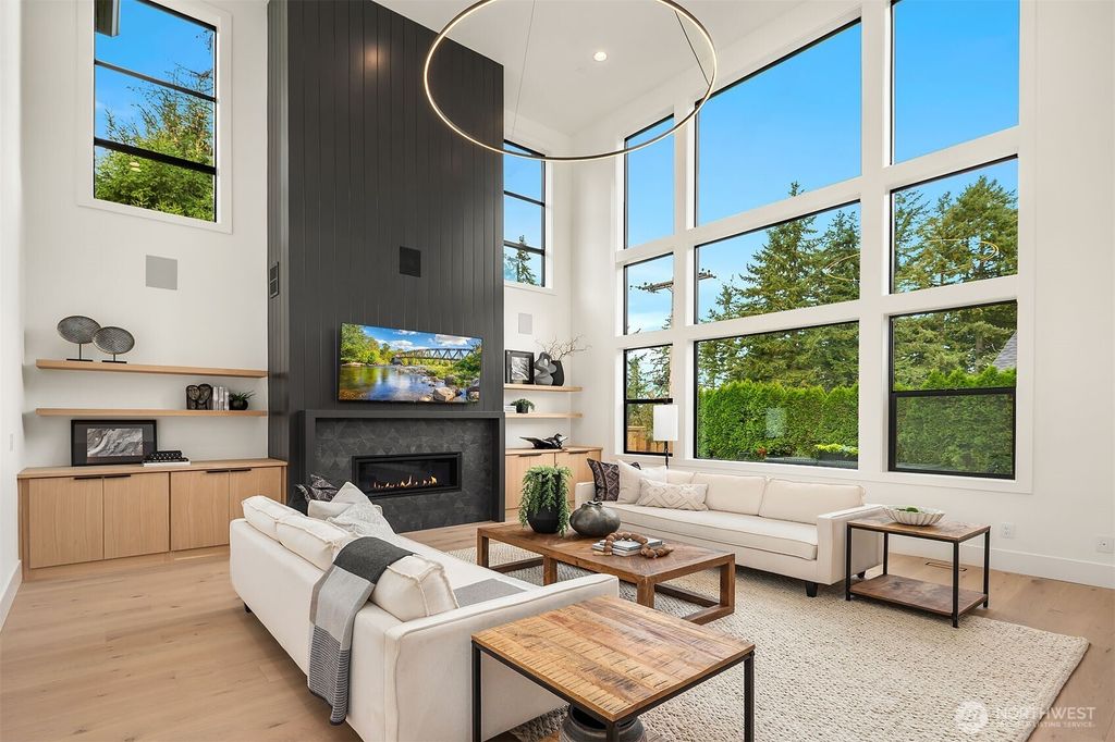 Photo of 15108 SE 41st Place, Bellevue, WA 98006 (MLS # 2461565)