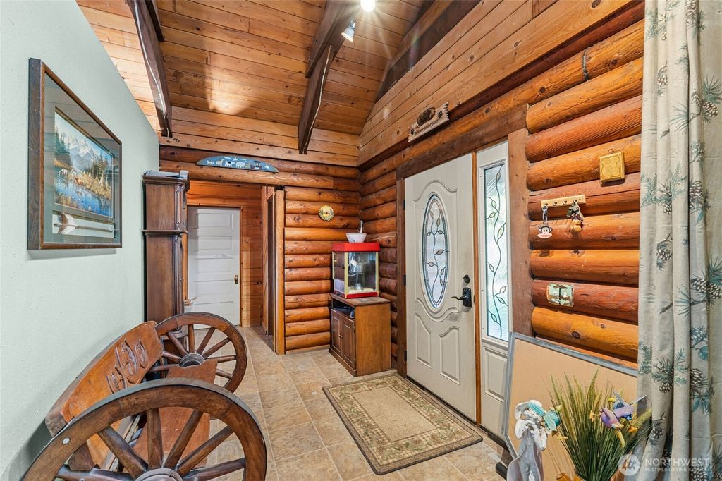 Photo of 6271 N Miller Mountain Road, Fruitland, WA 99129 (MLS # 2446944)