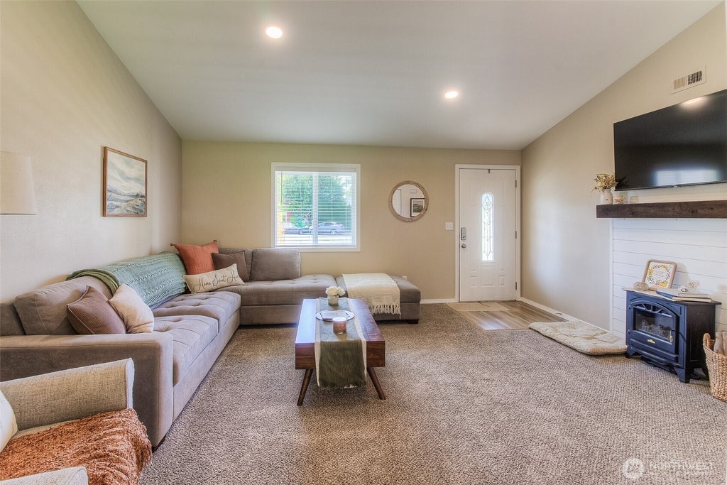 Photo of 500 S Perry Court, Kennewick, WA 99336 (MLS # 2580793)