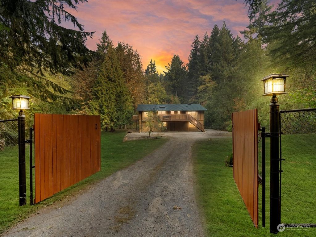 Photo of 19225 State Route 9 SE, Snohomish, WA 98296 (MLS # 2013153)