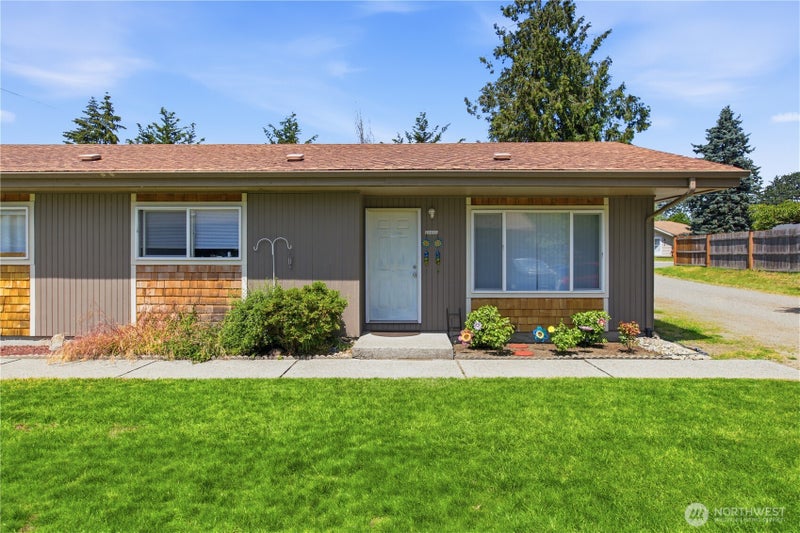 8303 John Dower Road SW