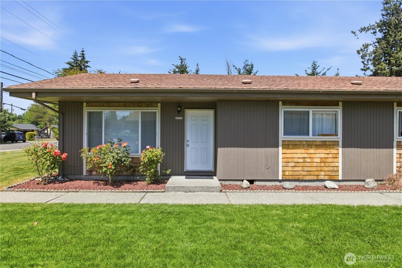 8303 John Dower Road SW