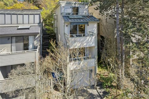 Photo of 4014 57th Avenue SW, Seattle, WA 98116 (MLS # 2496131)