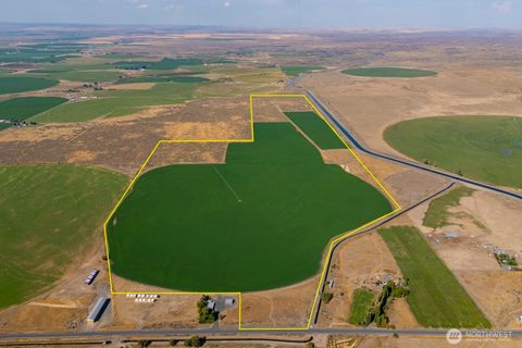 Photo of 0 12 Road NE, Moses Lake, WA 98837 (MLS # 2472191)