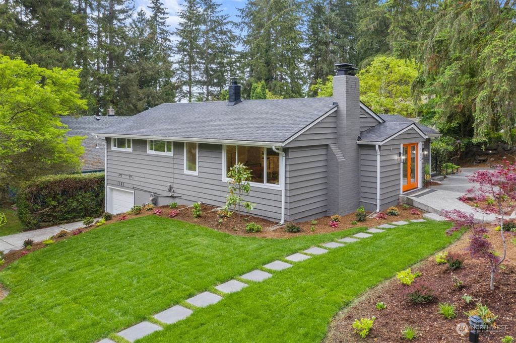 Photo of 1103 NE 195th Street, Shoreline, WA 98155 (MLS # 2071283)