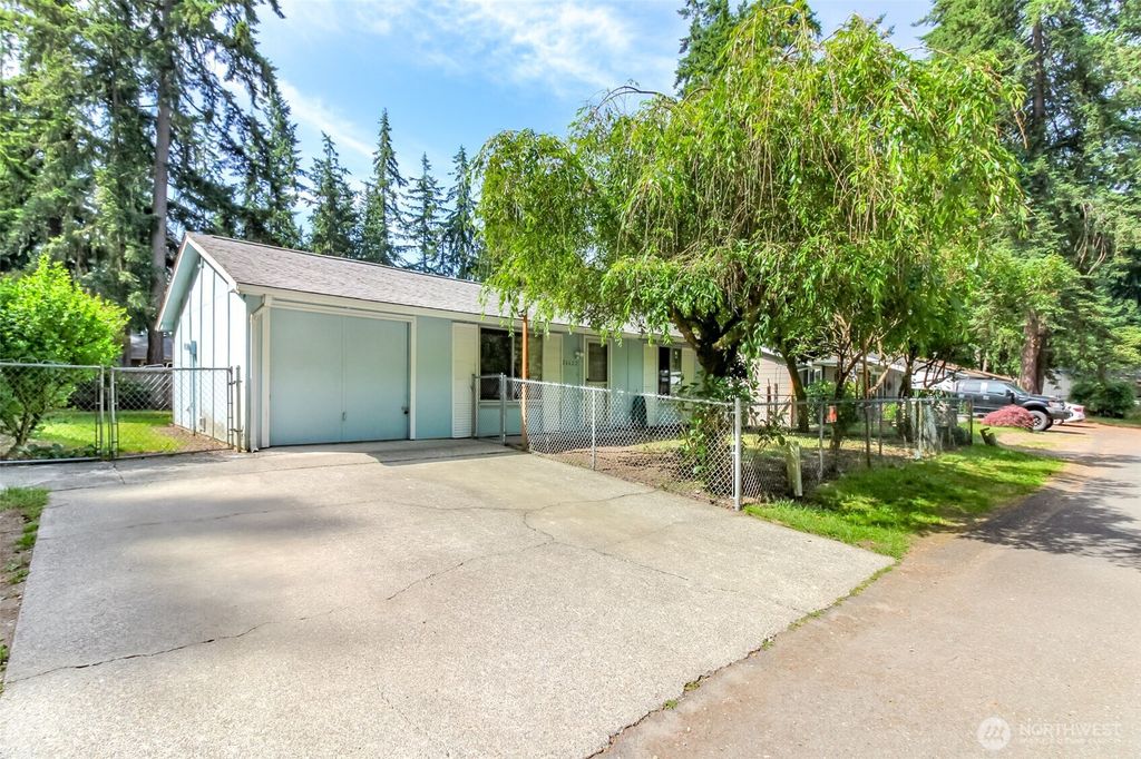 Photo of 26622 190th Avenue SE, Covington, WA 98042 (MLS # 2390812)