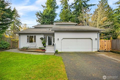 Photo of 1109 Inverness Lane, Bellingham, WA 98229 (MLS # 2452503)