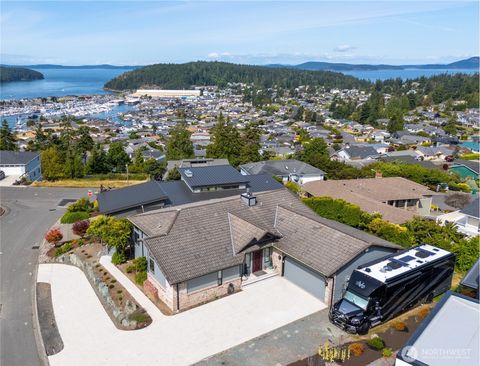 Photo of 2016 Piper Circle, Anacortes, WA 98221 (MLS # 2426602)