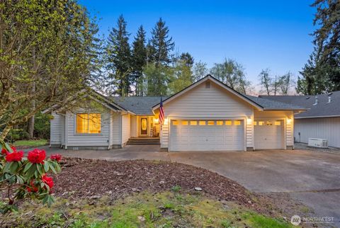 Photo of 17943 Clear Lake Boulevard SE, Yelm, WA 98597 (MLS # 2520797)