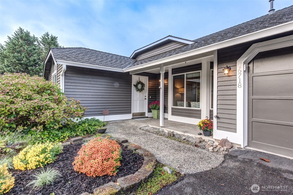 Photo of 16718 6th Avenue SE, Bothell, WA 98012 (MLS # 2588264)