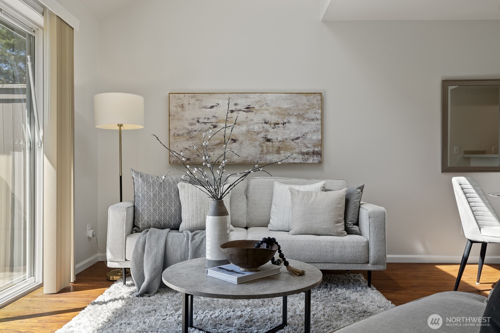 321 SE Orchard Drive 16