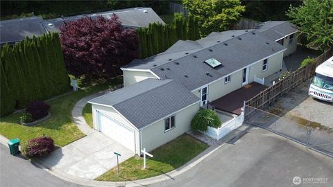 Photo of 1115 Todd Place, Burlington, WA 98233 (MLS # 2528712)