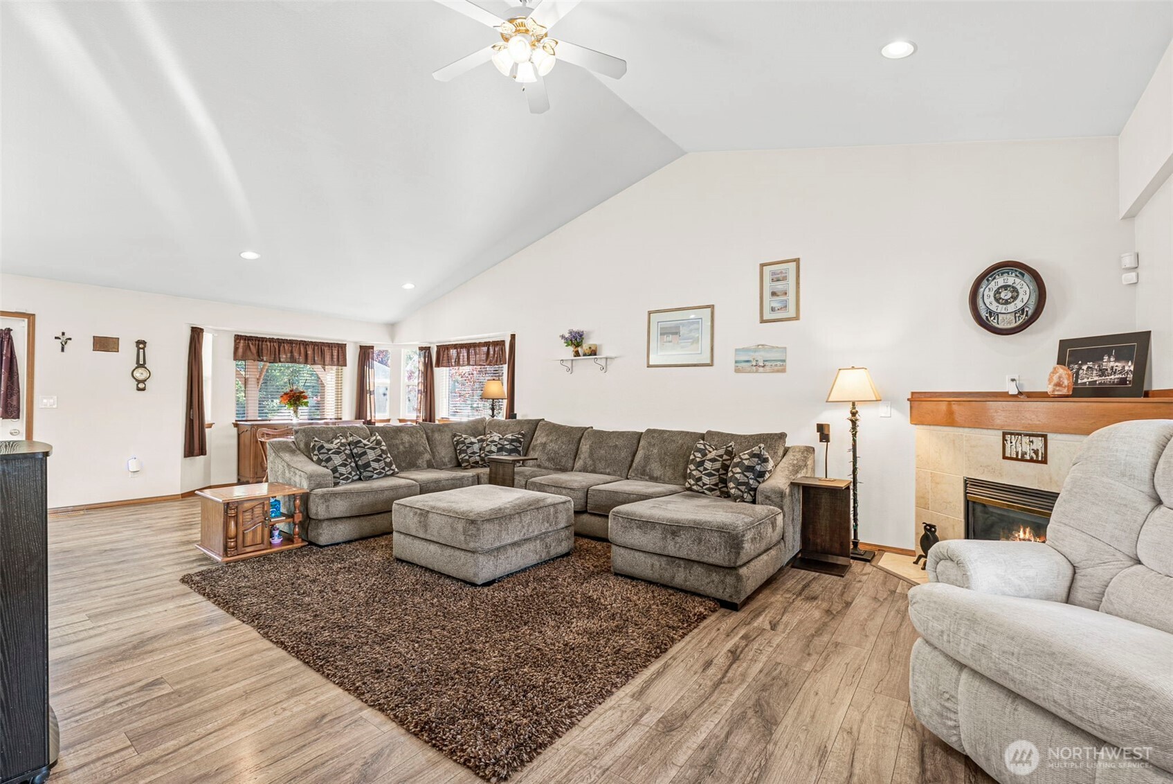2306 215th Street E