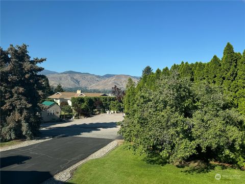 A home in East Wenatchee