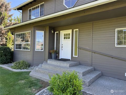 A home in East Wenatchee