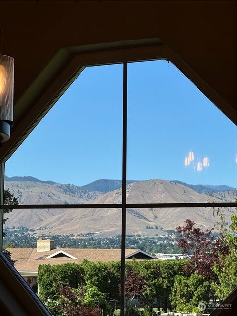 A home in East Wenatchee