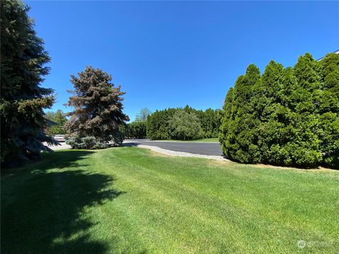 A home in East Wenatchee