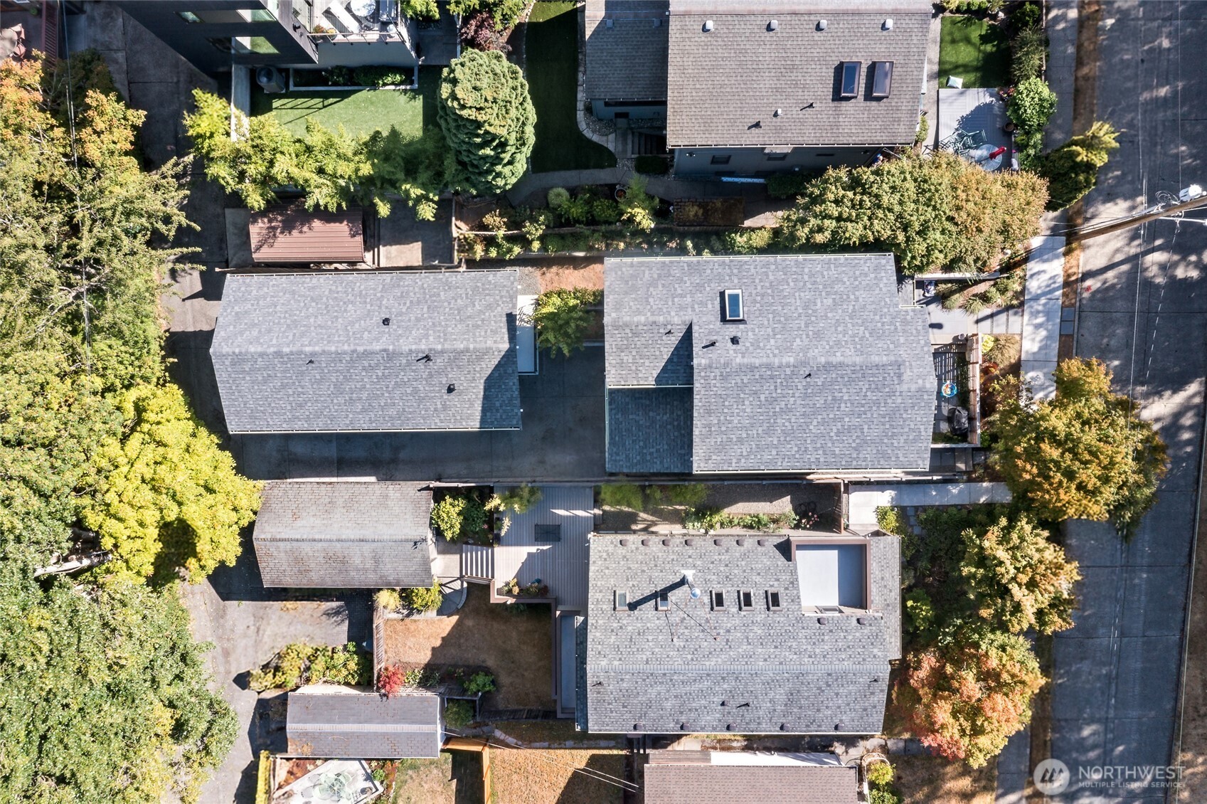 2708 1st Avenue W