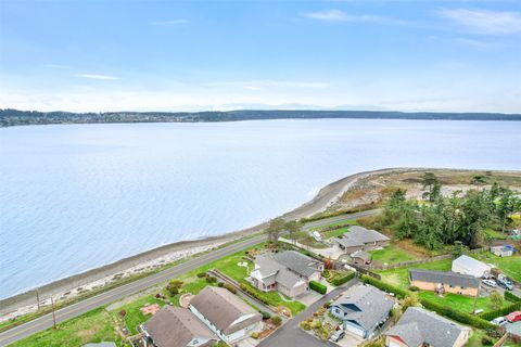 A home in Oak Harbor