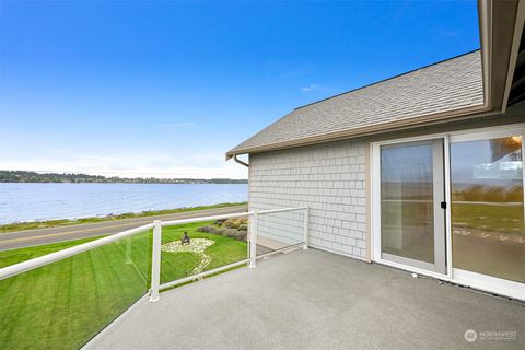 A home in Oak Harbor