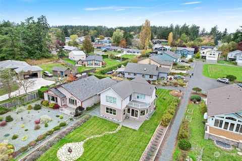 A home in Oak Harbor