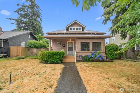 Photo of 1114 N Prospect Street, Tacoma, WA 98406 (MLS # 2553890)