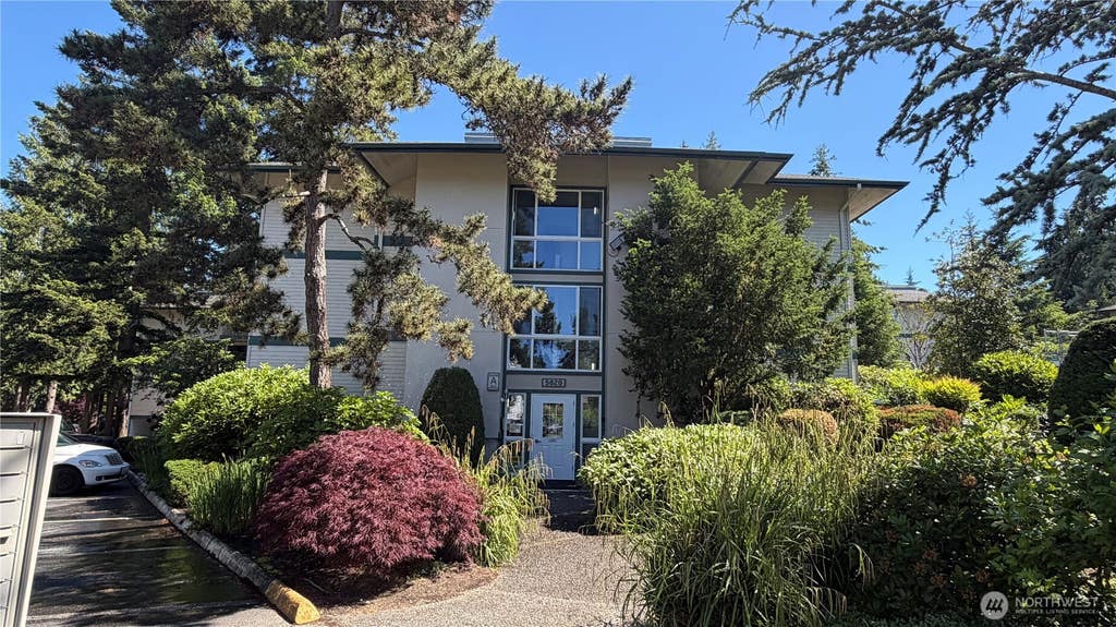 Photo of 5620 200th Street SW #A105, Lynnwood, WA 98036 (MLS # 2551771)