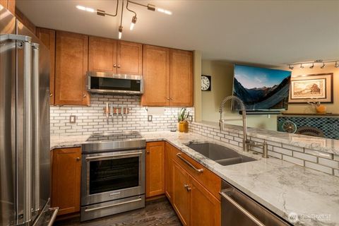 3435 California Avenue SW Unit 405, Seattle, WA 98116 - MLS#: 2357072